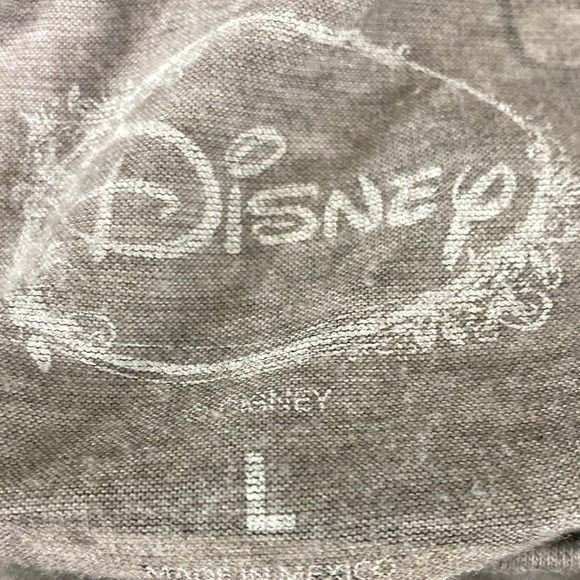 Disney Food Graphic Tee Shirt Size Large Gray Pull Over Short Sleeve - Picture 7 of 8